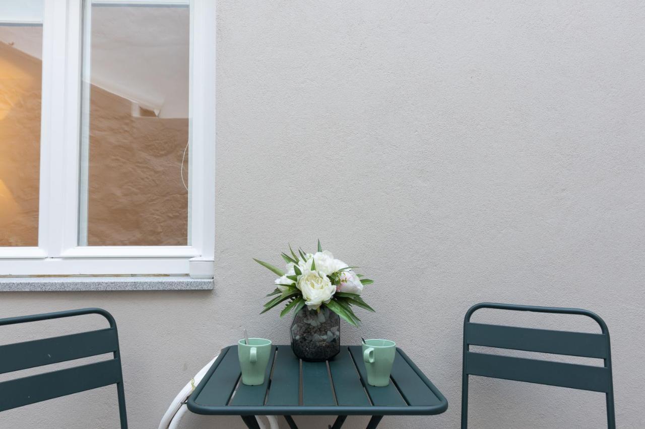Dona Emilia Guest House & Studio Apartment Building Βιάνα ντο Καστέλο Εξωτερικό φωτογραφία